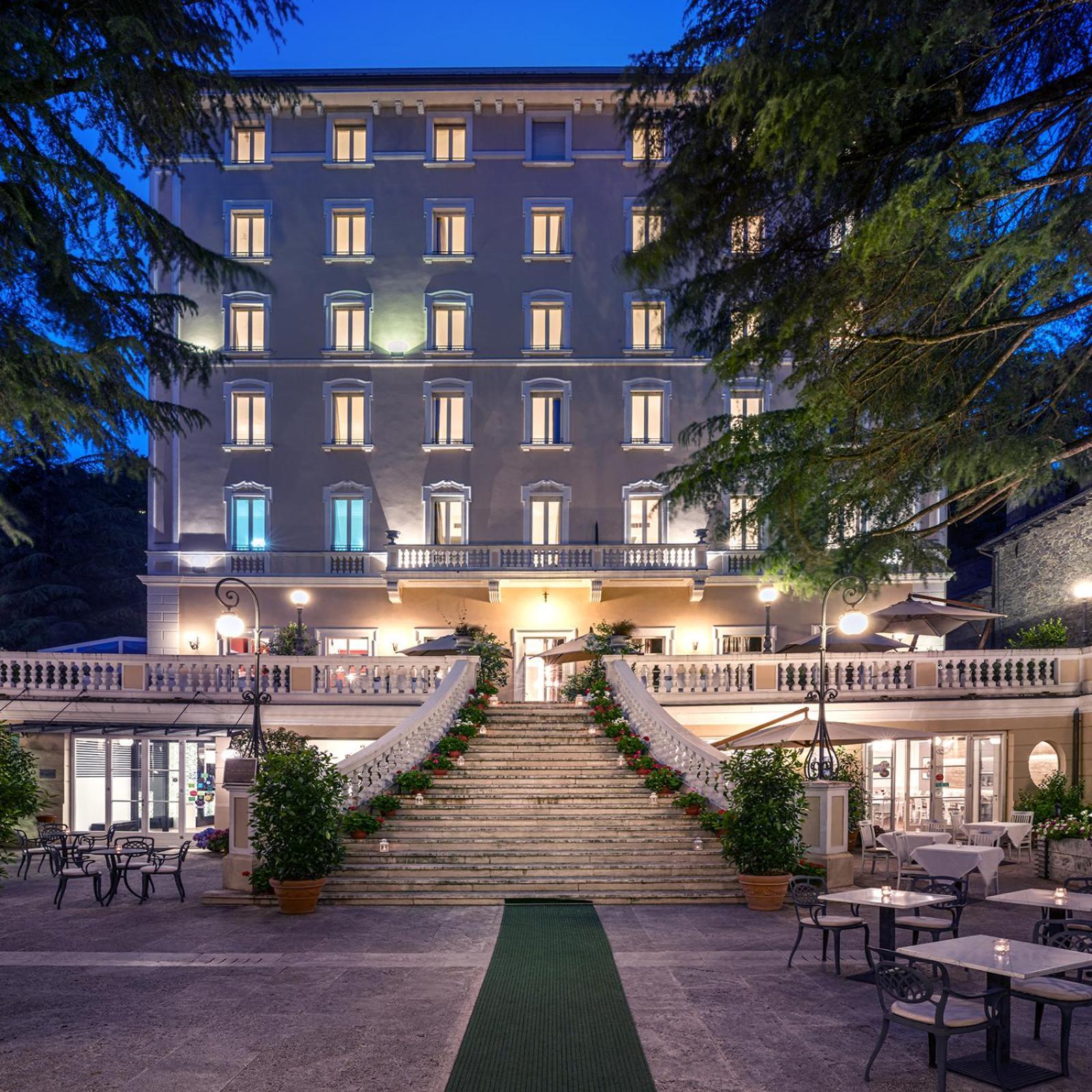 Hotel Helvetia Thermal 4*
